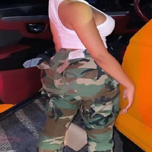 CAMOUFLAGE painted pants - Picture 2 of 7